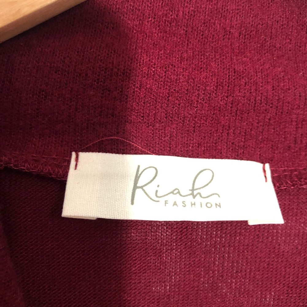 New Riah Fashion ColorBlock Leopard Print Sweater - Picture 6 of 10